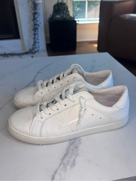 Vintage Havana Shoes - Vintage Havana Sneakers White star VH Woman’s Tennis shoes looks GG size 8.5